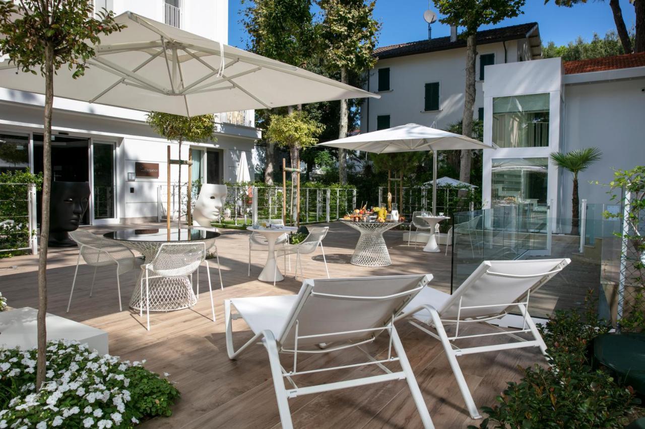 Elegance Riccione Aparthotel ภายนอก รูปภาพ